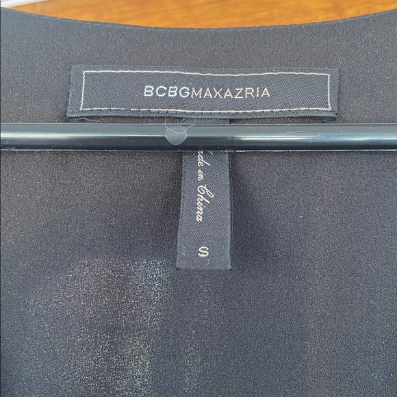 Bcbgmaxazria Black and white pleated dress size small - Picture 3 of 6